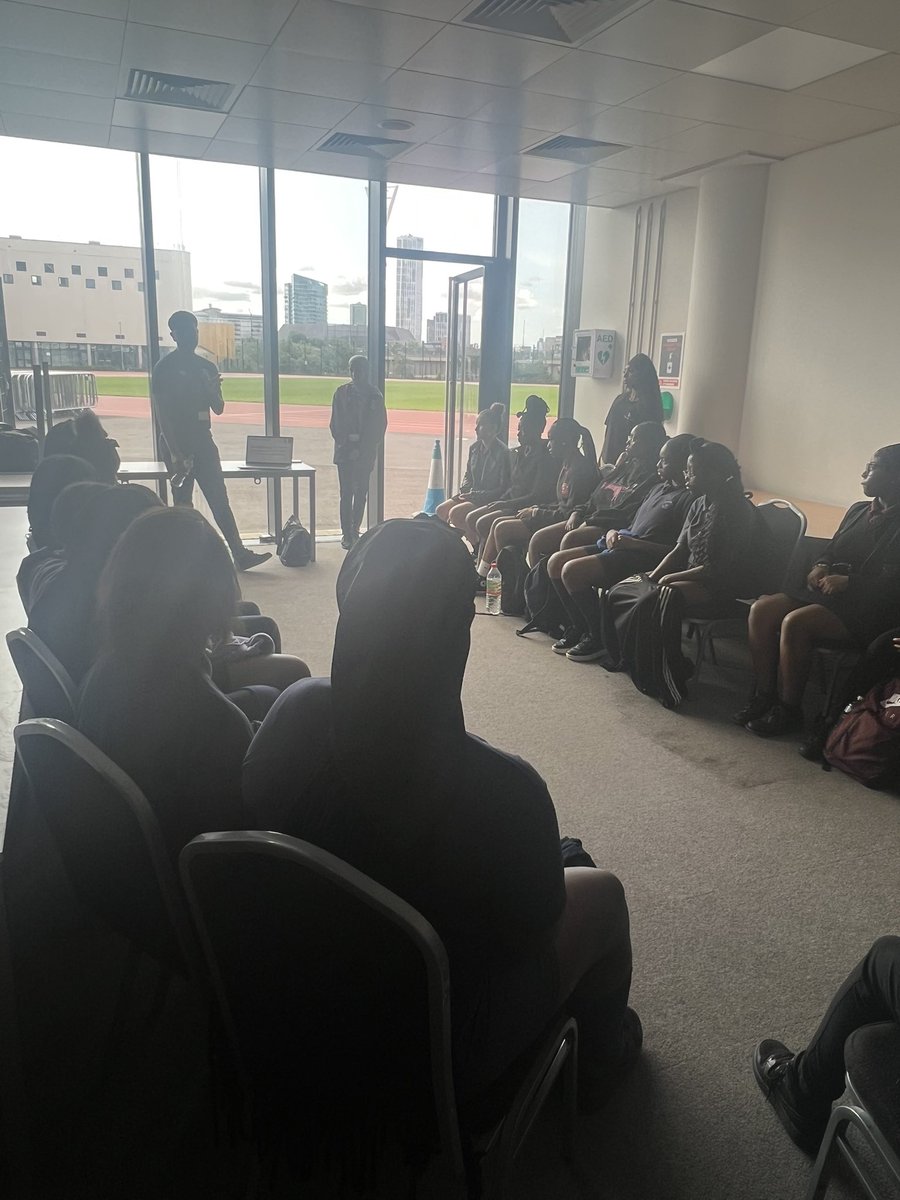 Year 10 girls from @GoresbrookSc and Dagenham Park School learning about careers in the Sporting Industry at West Ham Stadium with @elevateherUK