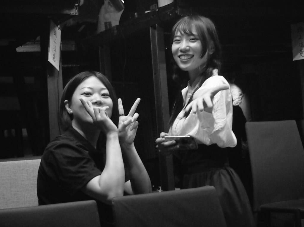hellinrock34's tweet photo. #群蝶 配信終了しまして劇団としても終幕しました。来場、配信を観られた親戚の皆様、スタッフ様、客演様のお陰で無事に蝶達が飛翔した。会えなくなってしまった人達に再会する時の為に是��自分の本物の願いに耳を傾けて、助けてくださいが言えますように、どうか気楽に
伽藍／間 一笑
主宰 三本松良樹 https://t.co/0HXOfnT9EP