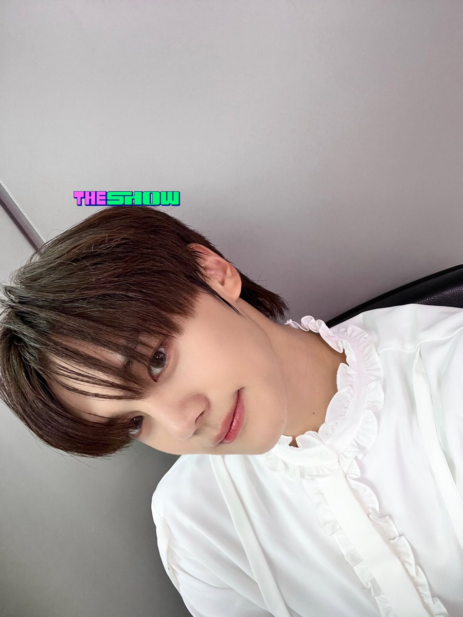 [★EP. 333 THE SHOW CHOICE③]
Everyone else is a ZERO🙅‍♀️
Because the only ONE🙆‍♀️for THE SHOW is ZEROBASEONE💗
　           🌷🌸🌷🌸
　　　 🌸🌷🌸🌷🌸
　　　Λ🌷🌸🌷🌸🌷
　　 ( ˘ ᵕ ˘🌷🌸🌷
　　  ヽ つ＼　 ／
　　　 UU  / 🎀 \
#THESHOW #ZEROBASEONE #InBloom <a href="/ZB1_official/">ZEROBASEONE</a>