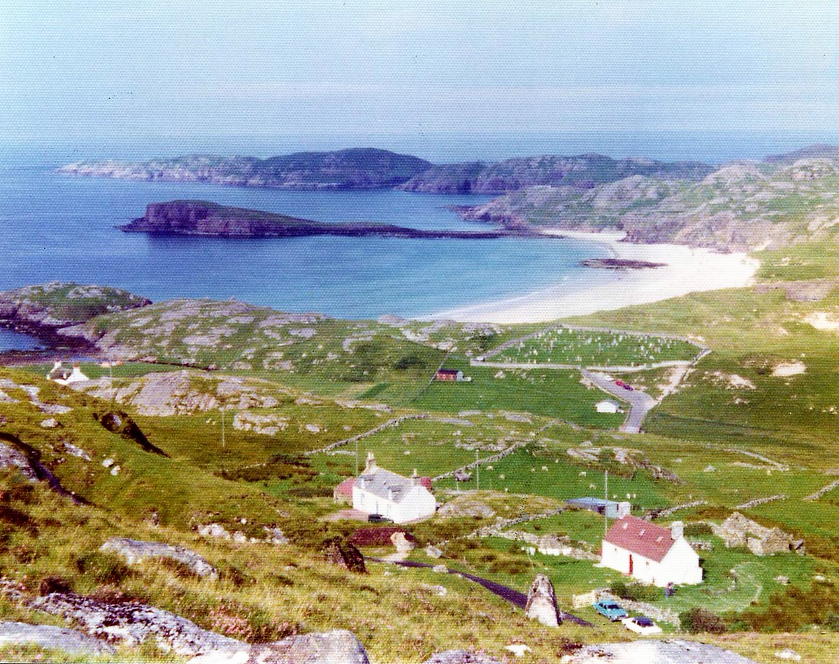 DavidTa53966542's tweet photo. @UndisScot Now that it's no more a secret, here is my holiday with my kids back in 1975 https://t.co/dEFHQFQnGL
