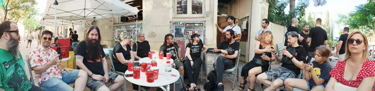 kutrefacto's tweet photo. Diumenge brutal al festival Overlook https://t.co/x0eqtAa8yr