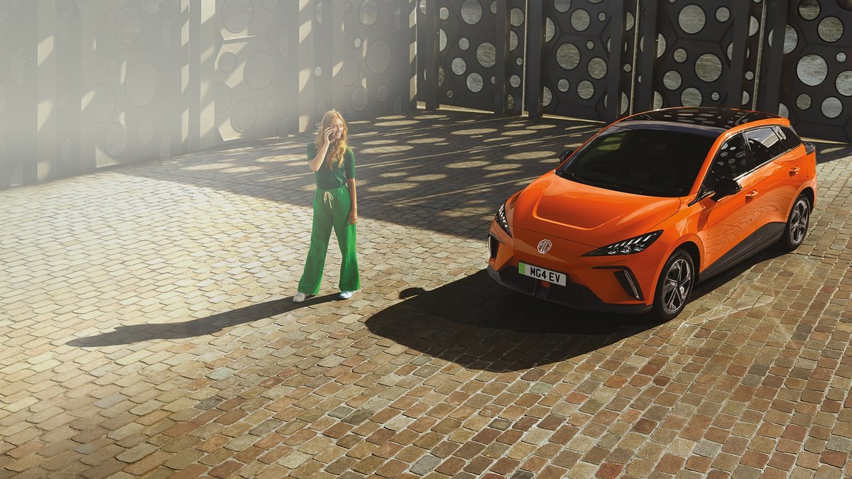 Dees_Ford's tweet photo. New MG 4 EV
All-New 100% Electric Hatchback.  

Fast Charging and two battery options, the MG4 EV can charge from 10 - 80% in as little as 35 minutes.^ 

^Charging time applies to 64kWh battery using a 150kW public rapid charger. 

https://t.co/g1ZQHfQSEV
#Motorparks #MG https://t.co/xyOlR6QOIn