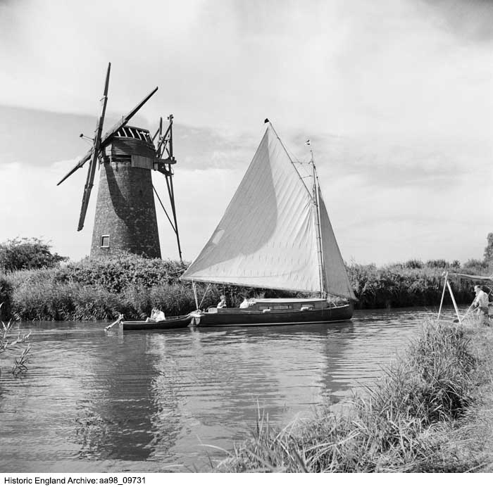 HE Archive tweet media