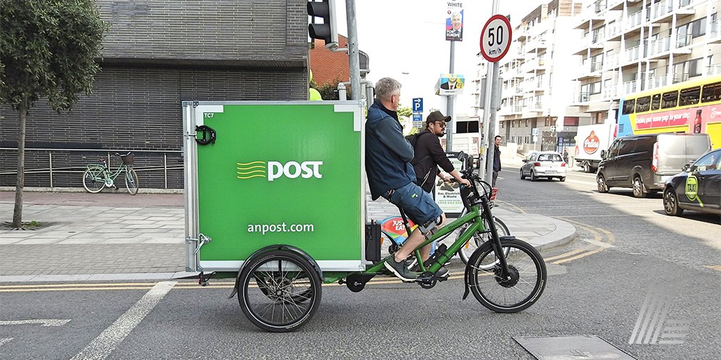 In more and more cities, parcels are being delivered by cargo bikes use. With fiberglass reinforced plastics from LAMILUX they are also extremely robust, yet remain lightweight. Our solution 👉 fcld.ly/7wuoab8

#lastmile #cargobike #movingforward #composites #quality