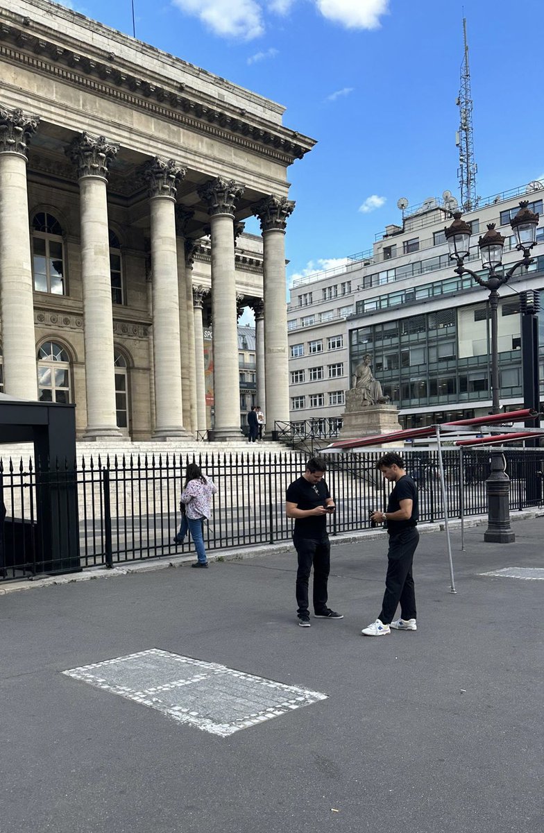 Learnify tweet media