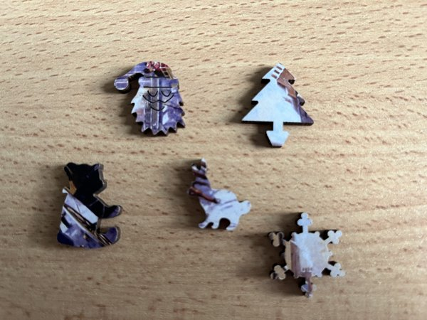 OFFER: Mini wooden puzzle (West Horsham) ilovefreegle.org/message/100931…