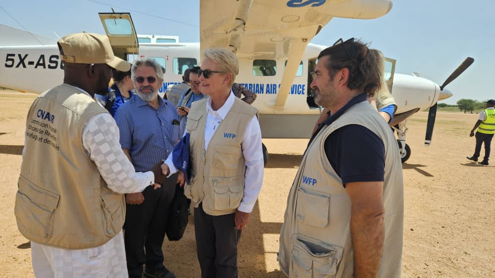 RT @WFP_Chad: WFP Executive Director @WFPChief  Cindy McCain arrives in Farchana, Eastern #Chad for a 2-day visit. https://t.co/g353fw0pzF