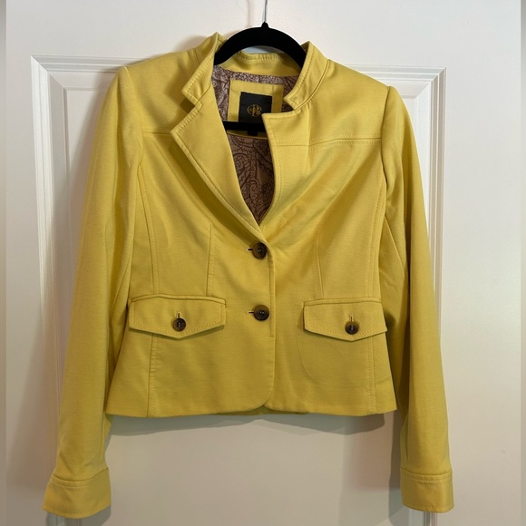 bridgetdshaw's tweet photo. So good I had to share! Check out all the items I'm loving on @Poshmarkapp #poshmark #fashion #style #shopmycloset #bananarepublic #thelimited #drbrown: https://t.co/PrQ03DZZ7C https://t.co/OyNCvEjCiJ