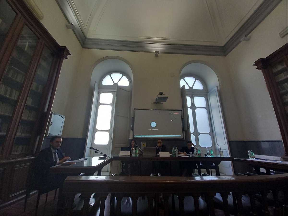 EULabFedericoII's tweet photo. 🇪🇺 Second week of EULab 2023 and the EULab Final Conference
 
Seminars, workshops, presentations.

📭eulab2020@gmail.com
🔎https://t.co/ql7EFLEdON https://t.co/T3MF7Sp1ZS