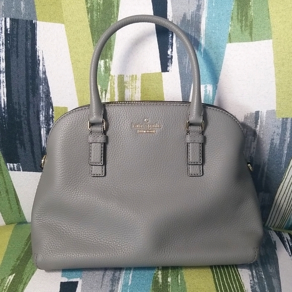 rosegoldrivet's tweet photo. So good I had to share! Check out all the items I'm loving on @Poshmarkapp #poshmark #fashion #style #shopmycloset #lizclaiborne #katespade #handcrafted: https://t.co/akD2lgXh9X https://t.co/c599UDOzaT
