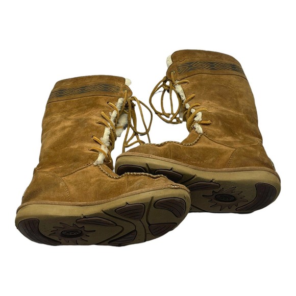 MarcoAMatta1's tweet photo. So good I had to share! Check out all the items I'm loving on @Poshmarkapp from @kalli_aria #poshmark #fashion #style #shopmycloset #express #timberland #ugg: https://t.co/EUwcfvDO7e https://t.co/wv92SjZysR