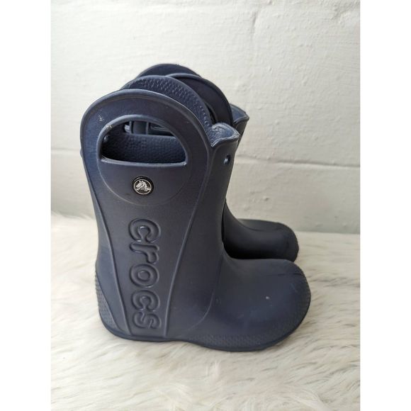 KiwiColored's tweet photo. So good I had to share! Check out all the items I'm loving on @Poshmarkapp #poshmark #fashion #style #shopmycloset #timberlandpro #cece #crocs: https://t.co/pEwXNHkSTr https://t.co/1TFTD5Q4O7