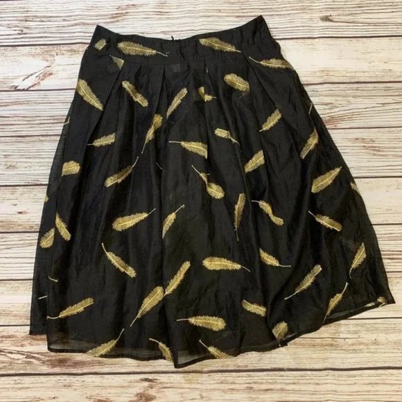 So good I had to share! Check out all the items I'm loving on <a href="/Poshmarkapp/">Poshmark</a> #poshmark #fashion #style #shopmycloset #francescascollections #ana: posh.mk/ZV1QChDYwBb
