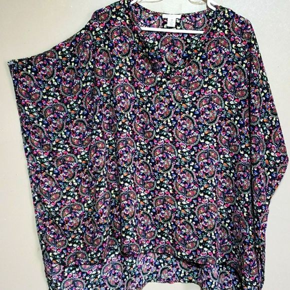 Cyndith's tweet image. So good I had to share! Check out all the items I'm loving on @Poshmarkapp from @meyshaw9 @WendyJo81371106 #poshmark #fashion #style #shopmycloset #westbound: posh.mk/dwsP3ZZRiBb