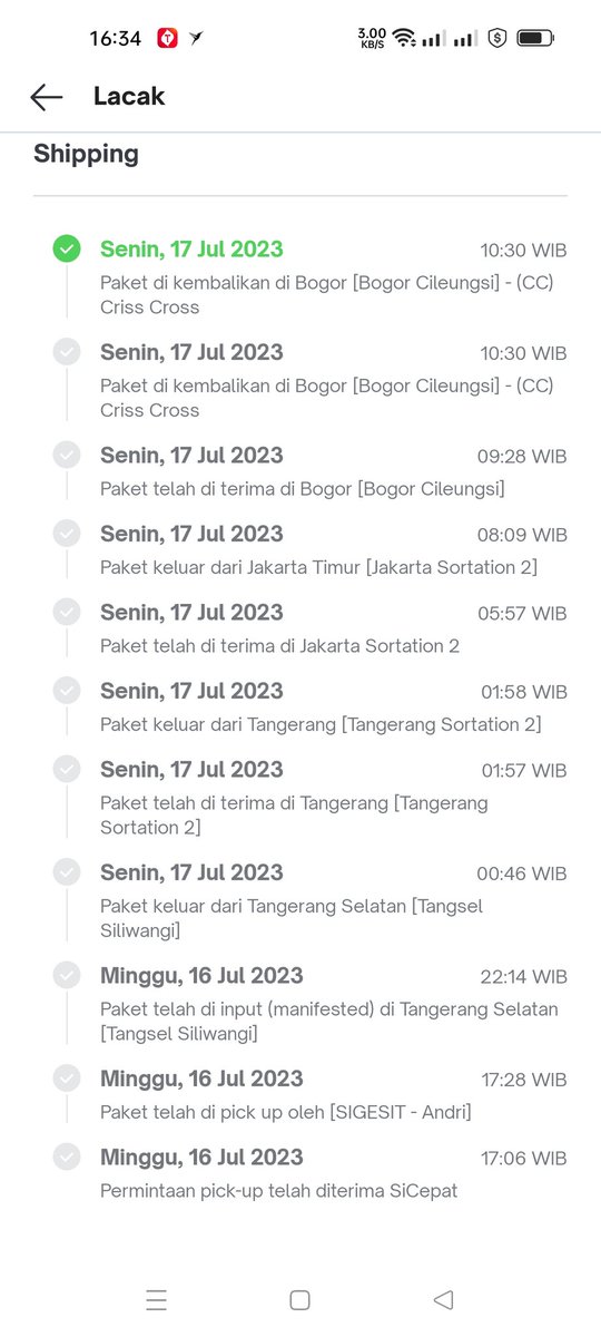 KQriuk's tweet photo. @sicepat_ekspres ini dr kmrn begini ga gerak2 tlng di bantu lah https://t.co/o2uxoL2GJU