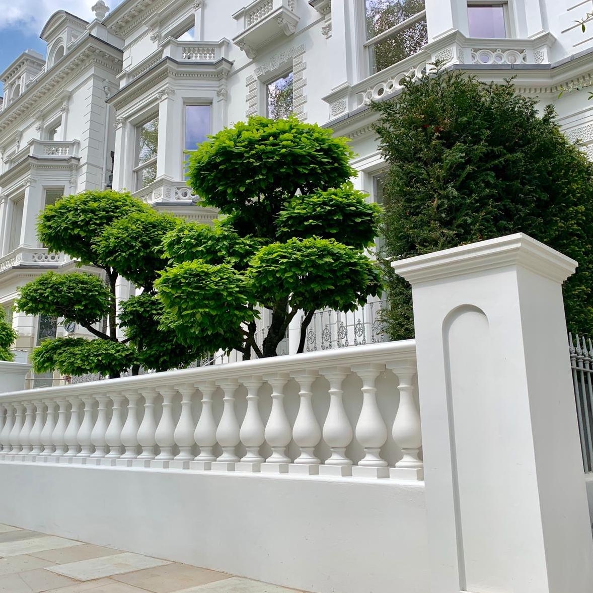 AAGardeners's tweet image. Cloud pruning or 'Niwaki' is a Japanese method of shaping trees to look like clouds.

This sculptural method can be created on deciduous or evergreen trees and shrubs and can instantly transform the entrance of your home.

#niwaki #cloudpruning #londongardenmaintenance #pruning