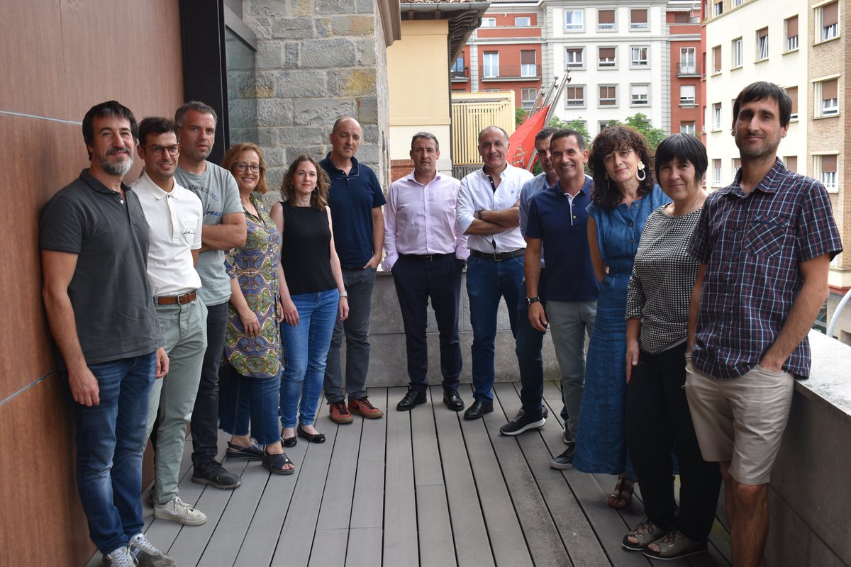 📢I sesión "Desarrollo de gerentes de #micropymes navarras”, Programa #Lidera de <a href="/empleo_na/">Empleo - Lansare</a> 

Bienvenida a las 10 personas gerentes que trabajan en 2023 VI edición su #crecimientoempresarial con <a href="/CEN_Navarra/">CEN</a> 

👉lnkd.in/dqEX7e3q