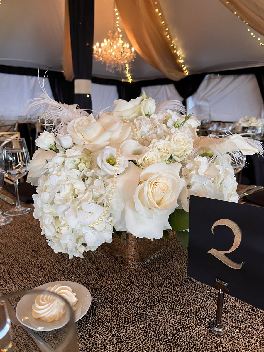 The Great Gatsby has nothing on us when it comes to planning elegant dinner parties!

#eventexpertise #effortlessevents #eventpros #eventdesign #specialevents #eventprofs #eventproduction #eventmanagement #womenrun #creativedesign #detailfocused #eventplanning #corporateevents