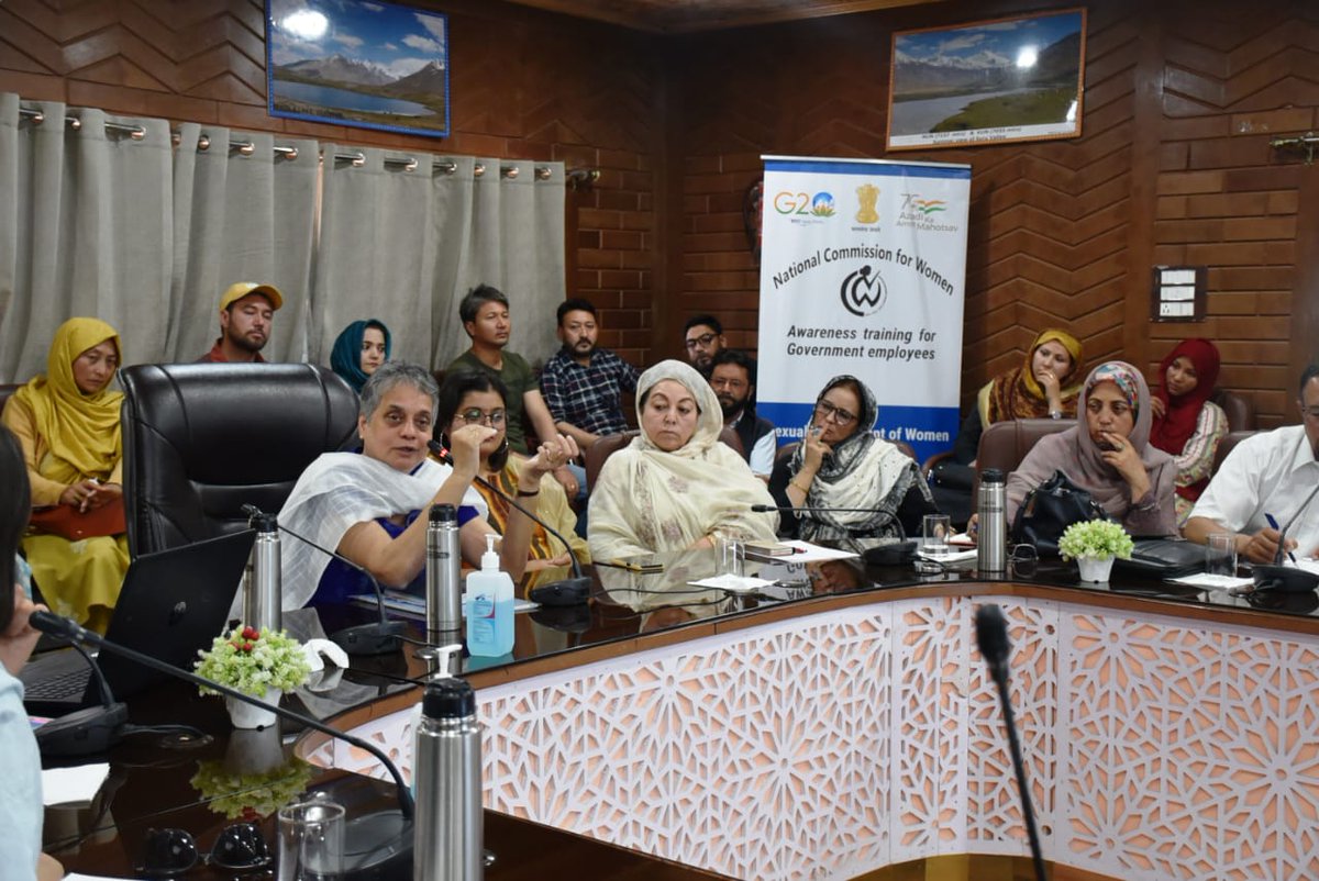 DIPR_Kargil's tweet photo. The National Commission for Women (NCW) organised awareness training on Sexual Harassment of Women at Workplace (Prevention, Prohibition, and Redressal Act, 2013) for government employees of Kargil at Conference Hall, Baroo.
@lg_ladakh 
@LadakhSecretary
@Info_Ladakh https://t.co/4bYmR9sAem