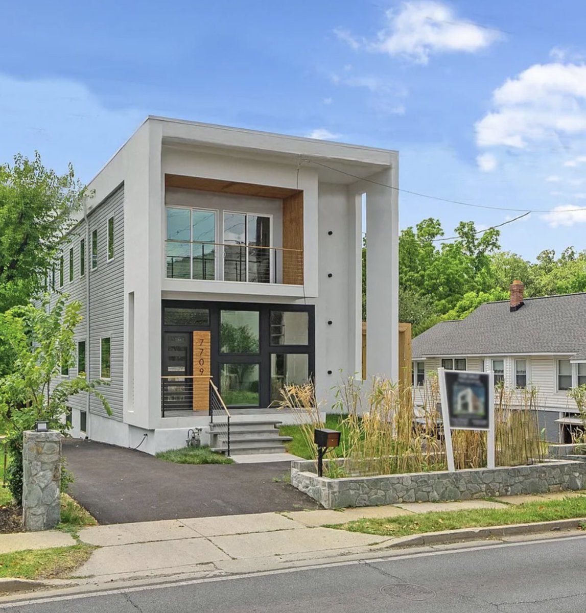 ANYAback's tweet image. Takoma Park house flippers have lost their damn minds! Why would they built this concrete vending machine?

Listed on 3/17/2023 for $1,595,000. Price has now dropped to $1,299,000.
Originally sold on 7/15/2022 for $575,000. 

Outcome: still ugly, still overpriced.