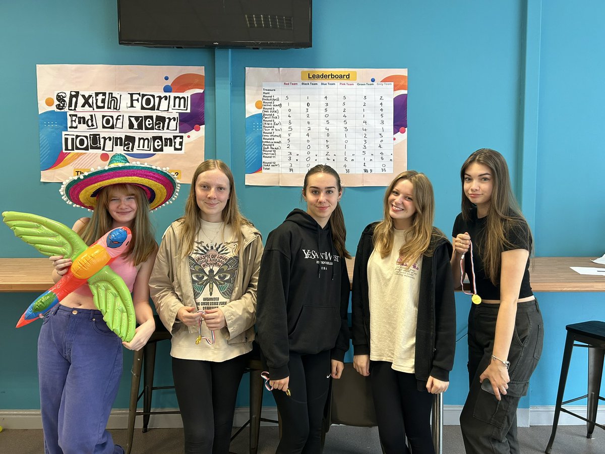 A big well done to all of our Year 12’s today, we had the best time in our end of year tournament! Well done to the blue team who were the overall winners of the day! <a href="/Maghull6thForm/">Maghull Sixth Form</a> <a href="/MaghullHighsch/">Maghull High School</a> Thank you to <a href="/Miss_N_Murphy/">Miss Murphy</a> who was our paper fashion judge! ⭐️