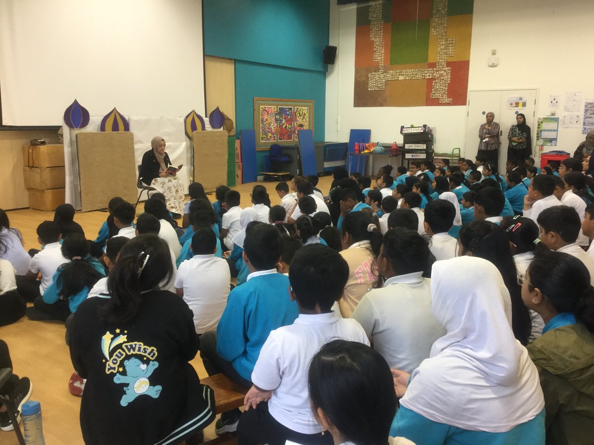 BJ_Year4's tweet photo. Thank you @radiyahafiza for such an inspiring session,  so many children now want to be a writer.  Thank you @muslimhandsuk for organising this event.

@BJ_Year4 
@BJ_Year5 https://t.co/e9xJ5xrKCg