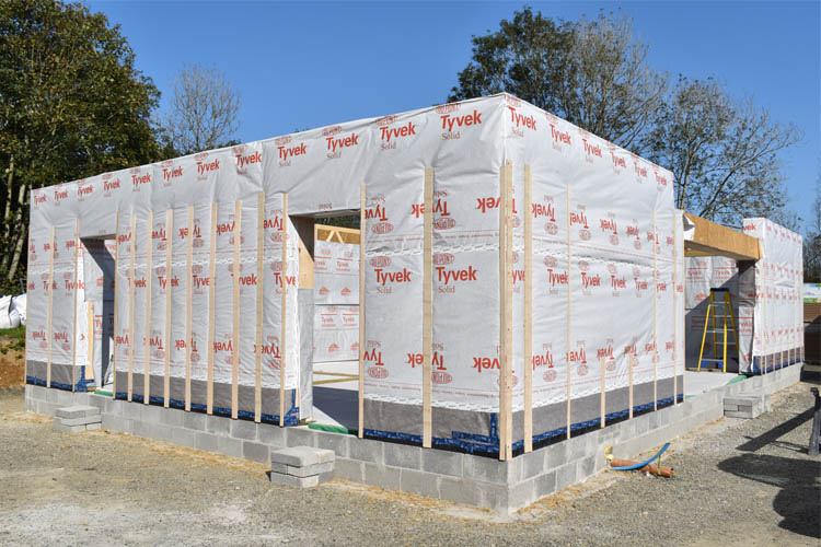 Houseplanhelp's tweet photo. Ludka and Brendan Powell built their #Passivhaus with straw panels.
Why did they go down this route?
https://t.co/HuoxbfGZ8l
#SelfBuild #PassiveHouse #OnePlanetDevelopment https://t.co/nBmx0u0nJ1