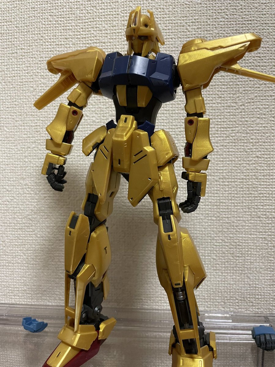 U261125's tweet photo. とりあえず機体の素組み完了〜
残業多くて手付けられないこと多いから時間が欲しい… https://t.co/cQkOUqBace