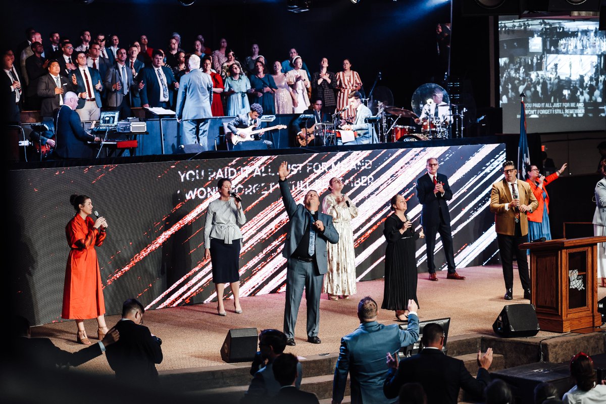 ladistrictupci tweet media