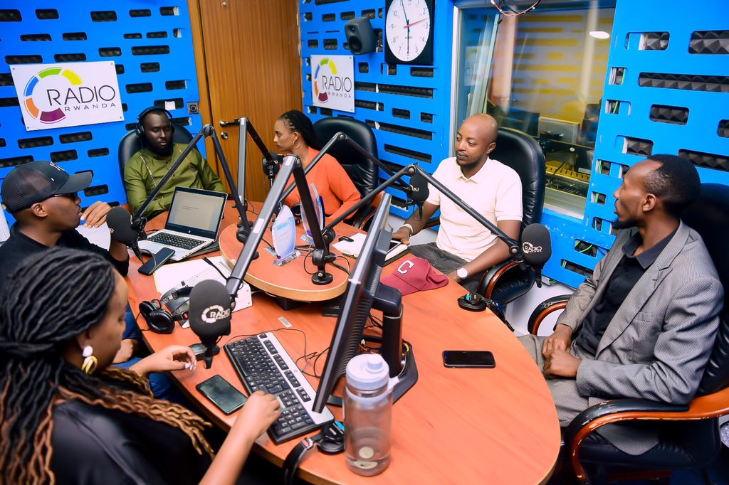Live now in Radio Rwanda #Amahumbezi