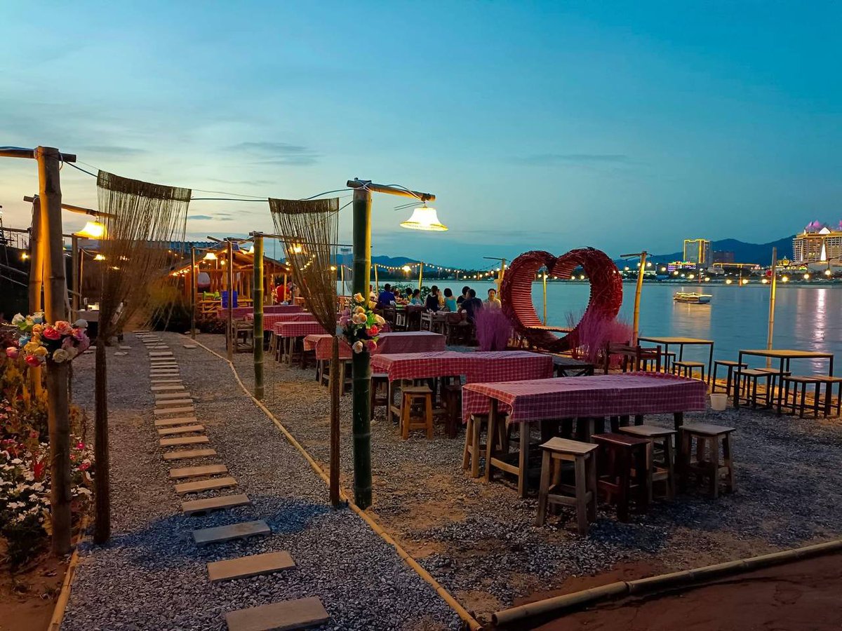 LisaWilson21285's tweet image. #Thailand #Chiang Saen #Mekong through Laos special zone