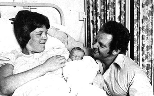 Happy 45th birthday to @LouisejoyBrown the world's first #IVF baby.
Today we think about everyone who has been helped to become parents via #fertility treatment but we also think of those for whom IVF couldn't help. Sending love and thoughts to everyone.  #StrongerTogether