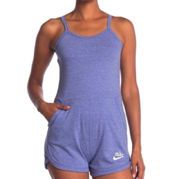 ellie dobbins tweet media