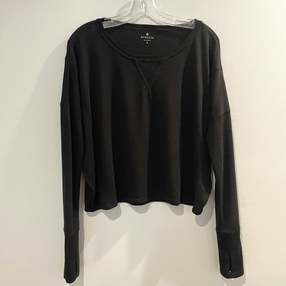 8_josei's tweet photo. So good I had to share! Check out all the items I'm loving on @Poshmarkapp #poshmark #fashion #style #shopmycloset #athleta #kutfromthekloth #elie: https://t.co/FhYFaGypz9 https://t.co/YbuW8VpV5e