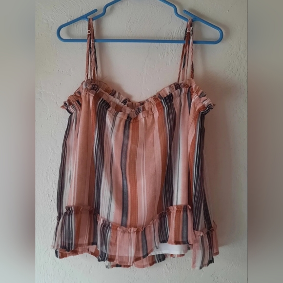 So good I had to share! Check out all the items I'm loving on <a href="/Poshmarkapp/">Poshmark</a> #poshmark #fashion #style #shopmycloset #jackbybbdakota: posh.mk/zF0awKQjxBb