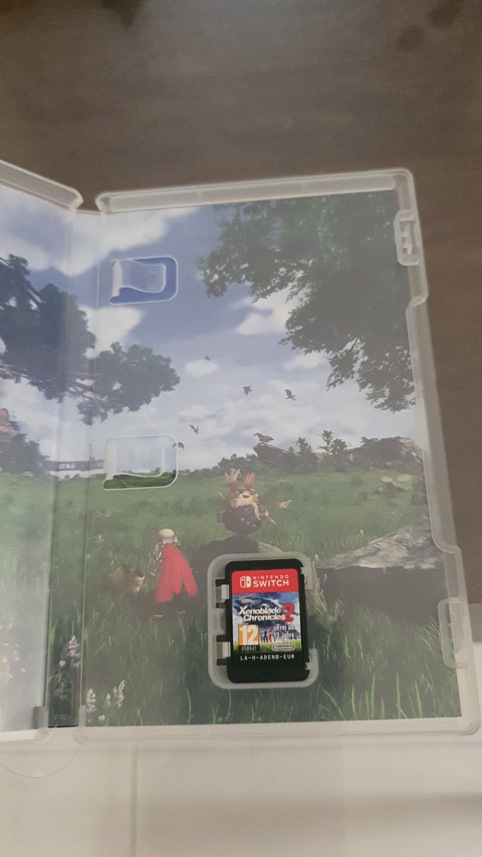 ElisaGGames's tweet photo. Galeraaaa! To trocando minhas mídias físicas por digitais. Entao estou vendendo as fitinhas. Segue Xenoblade 2 R$280 frete do comprador. Pix ou Mercado Pago. 😁 https://t.co/SYbl7WXFpT
