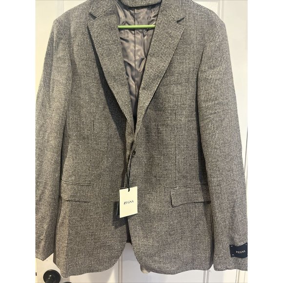 CarenHelm's tweet photo. So good I had to share! Check out all the items I'm loving on @Poshmarkapp #poshmark #fashion #style #shopmycloset #ermenegildozegna #zzegna: https://t.co/lMvCAKnG5g https://t.co/ZQ4c0mj41a