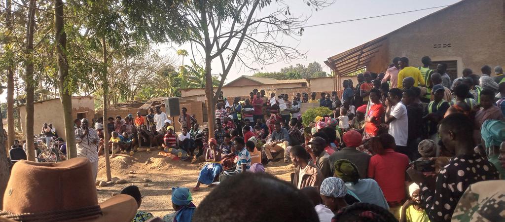 Rilimayouth's tweet photo. None Kuwa 18/7/2023 
  Mu murenge wa Rilima hakozwe urugendo rwo kurwanya ibiyobyabwenge

 Ndetse hanatangizwa campaign yiswe Tunywe less mu Rubyiruko https://t.co/7bChiBe3PA
