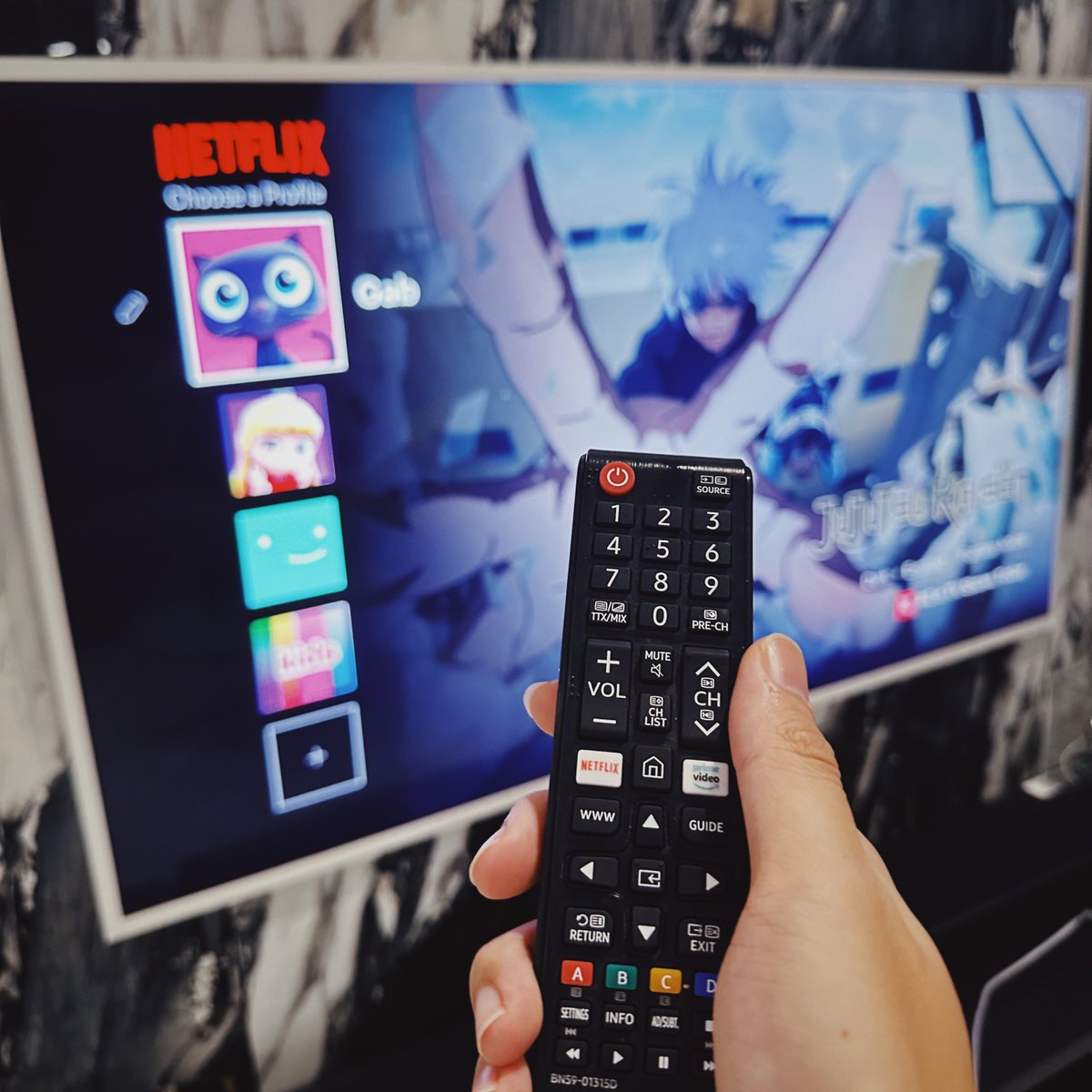 udkGab's tweet photo. ใครดู Netflix บนทีวี ลองหยิบรีโมทมากดสูตรเกมดูได้นะ เข้า Netflix แล้วกดปุ่มลูกศรของรีโมทตามนี้ ⬆️ ⬆️ ⬇️ ⬇️ ⬅️ ➡️ ⬅️ ➡️ ⬆️ ⬆️ ⬆️ ⬆️ จะเจอเมนูลับ ไว้แก้ปัญหา ลงชื่อออก เช็คสปีดเน็ต และอื่นๆ

ถ้าใครคุ้นๆ มันคือสูตรเดียวกับเกม Contra น่ะแหละ https://t.co/I9B4DFX5mp