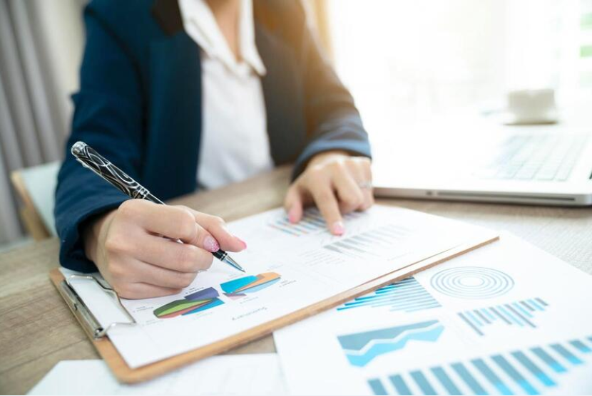 Tech leaders should look at a range of metrics to evaluate team performance as well as their work’s impact on business performance. Check out this article on <a href="/Forbes/">Forbes</a>, listing 20 business metrics, as highlighted by product management leaders bit.ly/44B4AJR