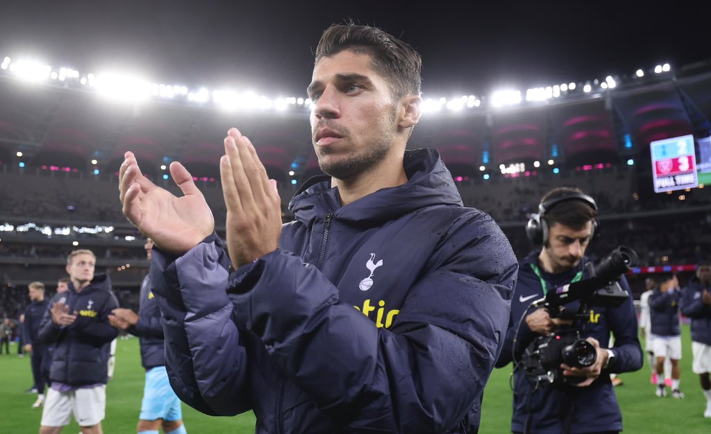 Happy to make my debut for this club! Thank you for your amazing support in Australia🤍💪🏻 #COYS