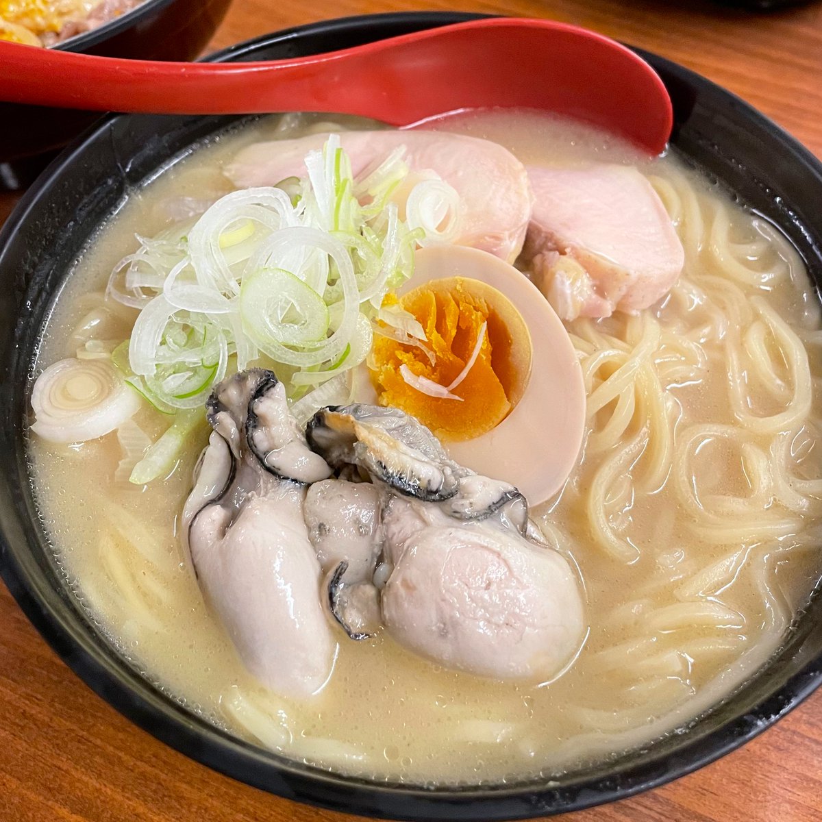 ichihirou's tweet photo. 【緩募】#飼育員 6名までで、おいしい牡蠣をモリモリ食べる会をやります🦪🍻残り2名。場所は都内。日程はみんなで相談。興味のある方居たら気軽にご連絡ください〜😁 #IJAX 🐼🐷🍙🌵🐳🍊 https://t.co/Gnqyud7ZtU