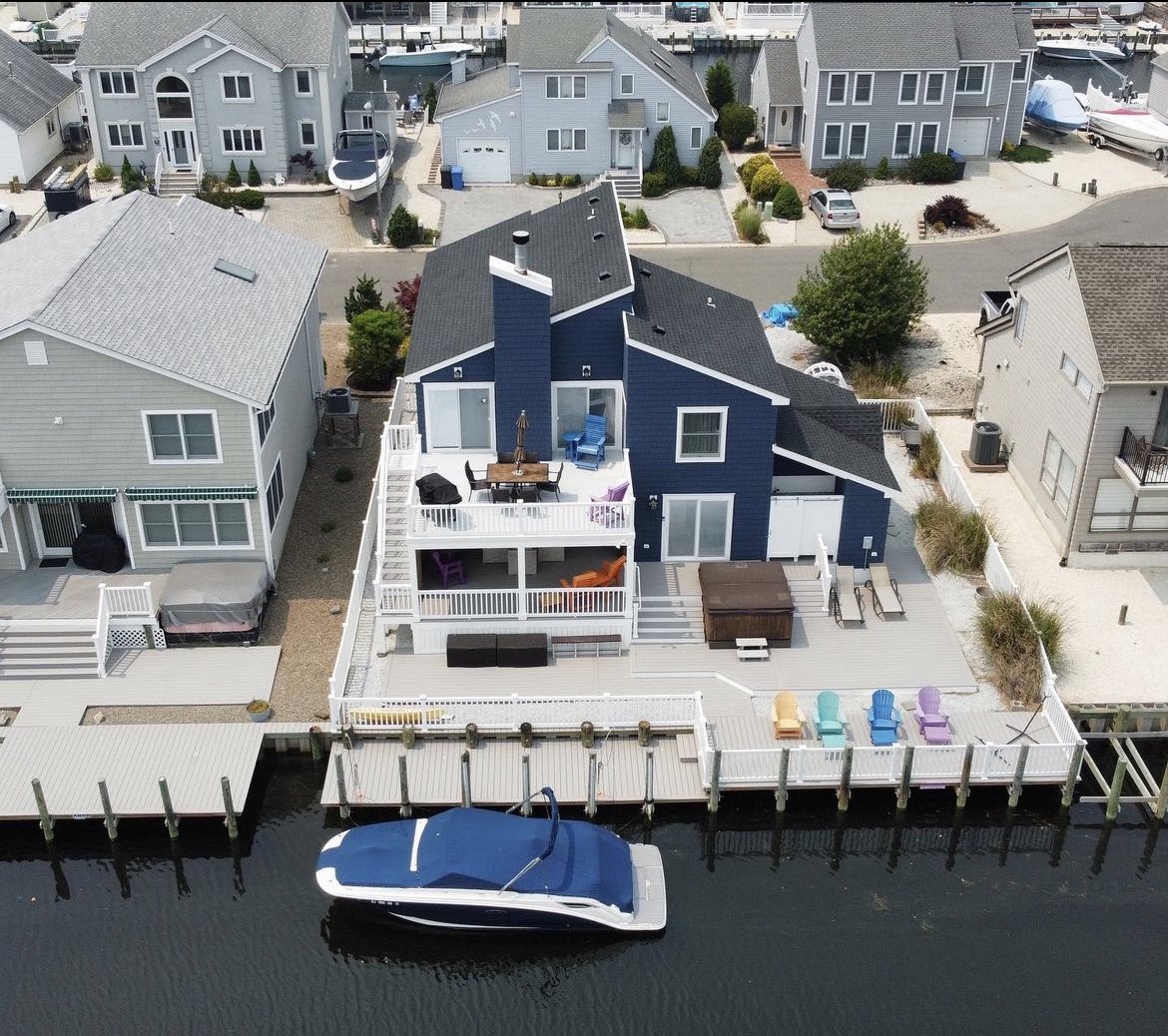 Euro Roofing & Siding tweet media