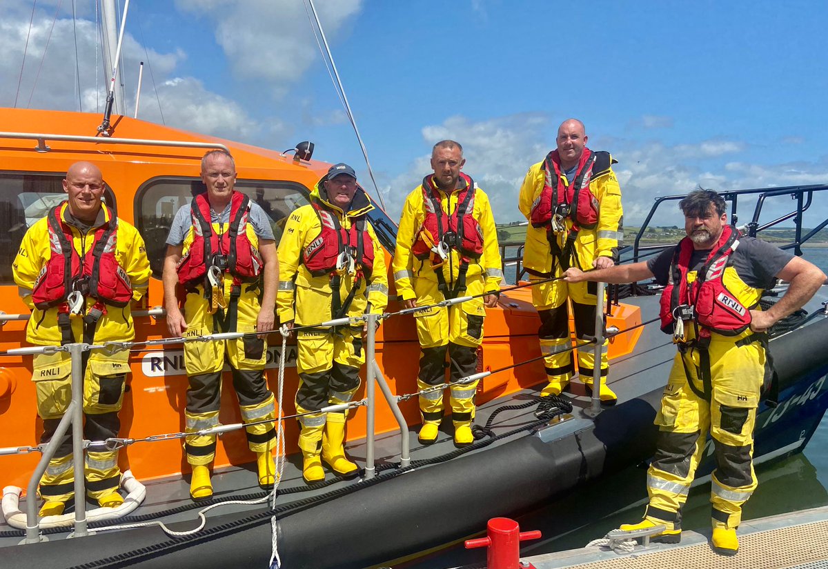 CourtmacsherryRNLI tweet media