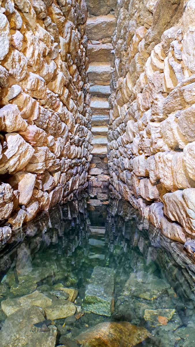 Visibile ora a tutti il video di questa meraviglia

IL  TEMPIO DI GOLFO ARANCI youtu.be/FTw2PtzW3EM via <a href="/YouTube/">YouTube</a>