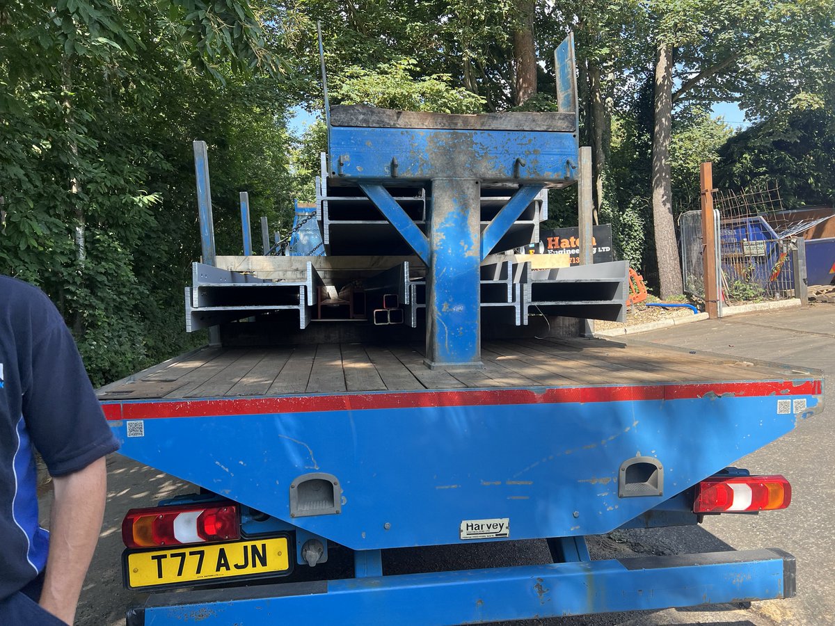 A busy morning of steel deliveries from <a href="/AJNSteelstock/">AJN Steelstock</a>  great service as always!
#steel #delivery #Metal #steelwork