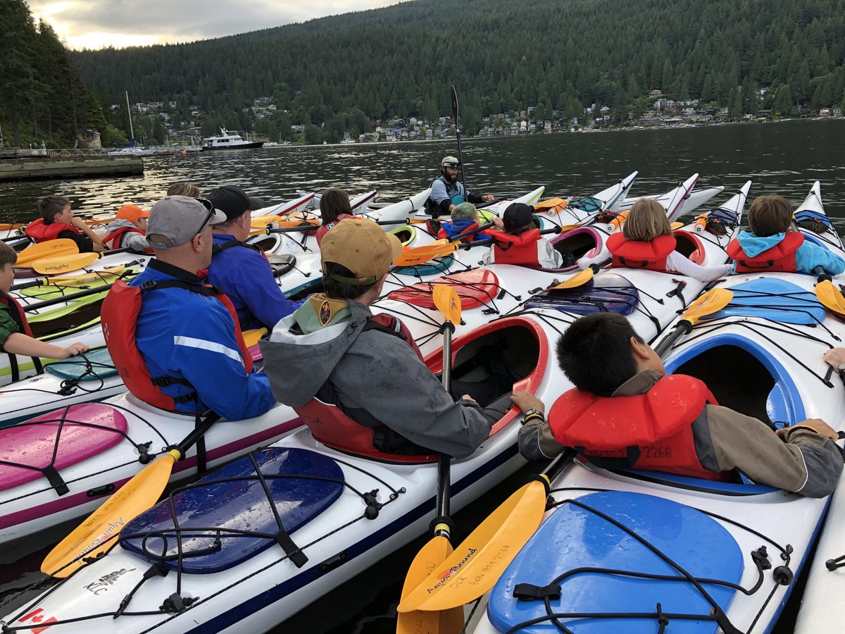 #NDPW2023 Lifejackets and PFDs only work if you wear them. Most boaters involved in drowning deaths never intended to enter the water. There’s a lifejacket for every age and activity. #WearALifejacket #BoatSafety @VancouverPD