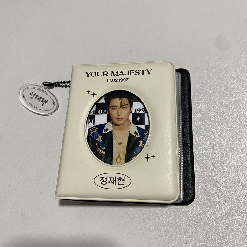 dyyvida's tweet photo. พร้อมส่ง
แฟ้มเก็บการ์ด แจฮยอน
100 ส่งฟรี
#ตลาดนัดnct #ตลาดน��ดอซท #ตลาดนัดnct127 https://t.co/ebAV2vAXmn