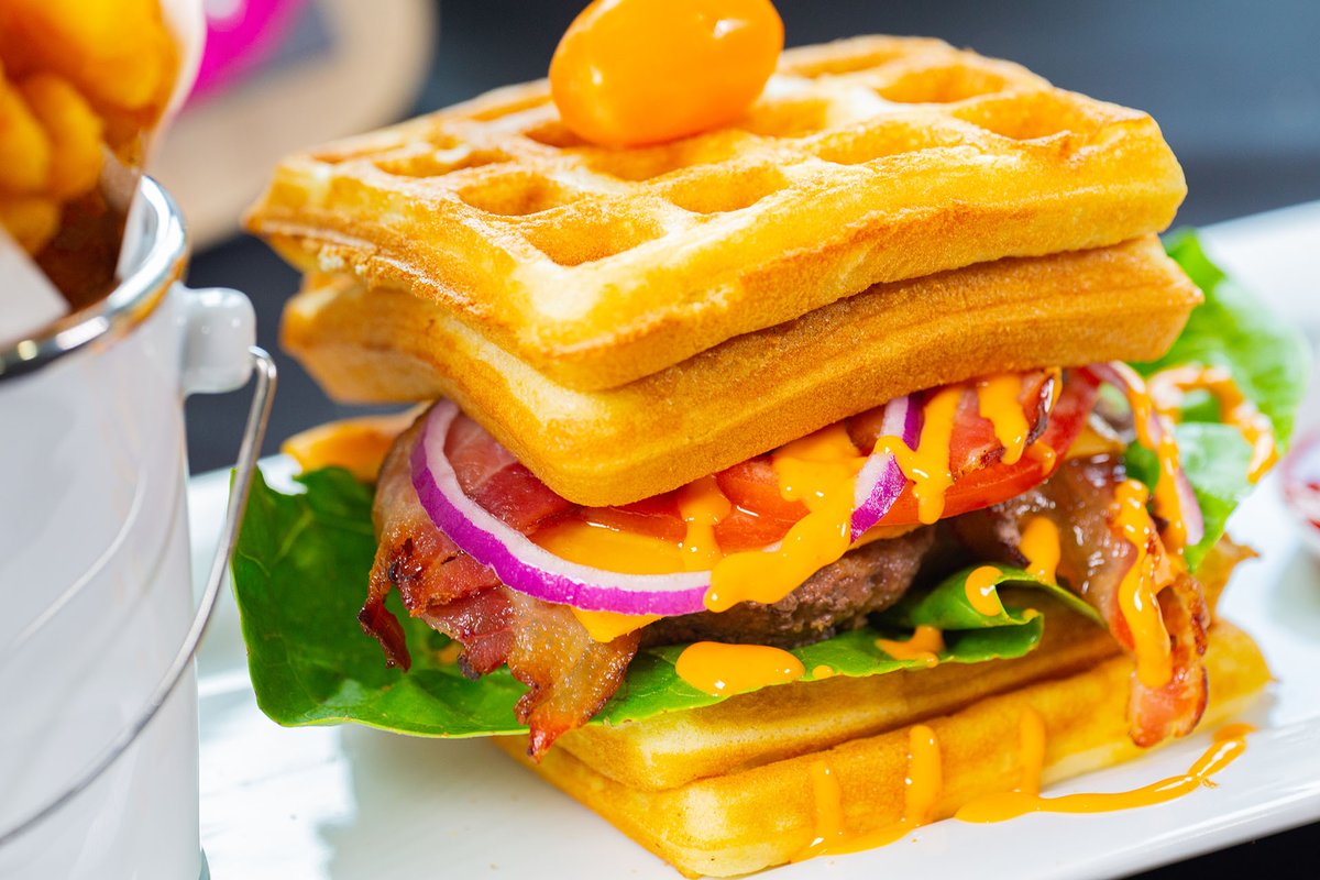TheWaffleChic tweet media