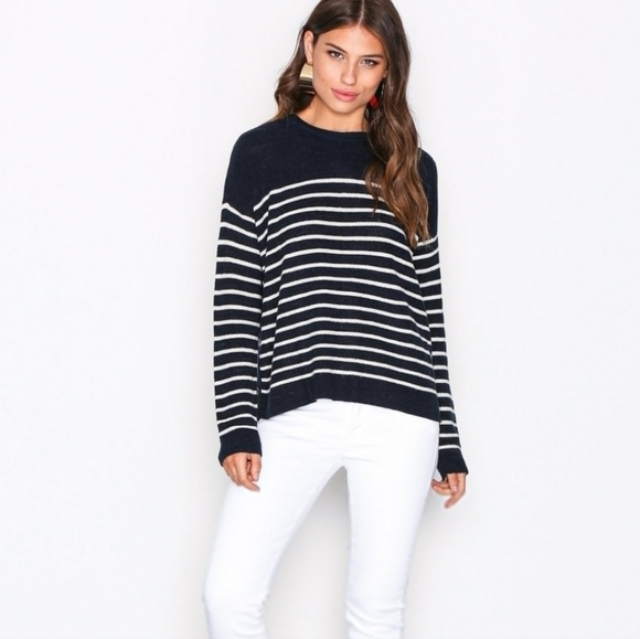 soon2bcourtney's tweet photo. So good I had to share! Check out all the items I'm loving on @Poshmarkapp #poshmark #fashion #style #shopmycloset #apny #laurenralphlauren #toryburch: https://t.co/uQFSo3YGOY https://t.co/VqetJ92DDm